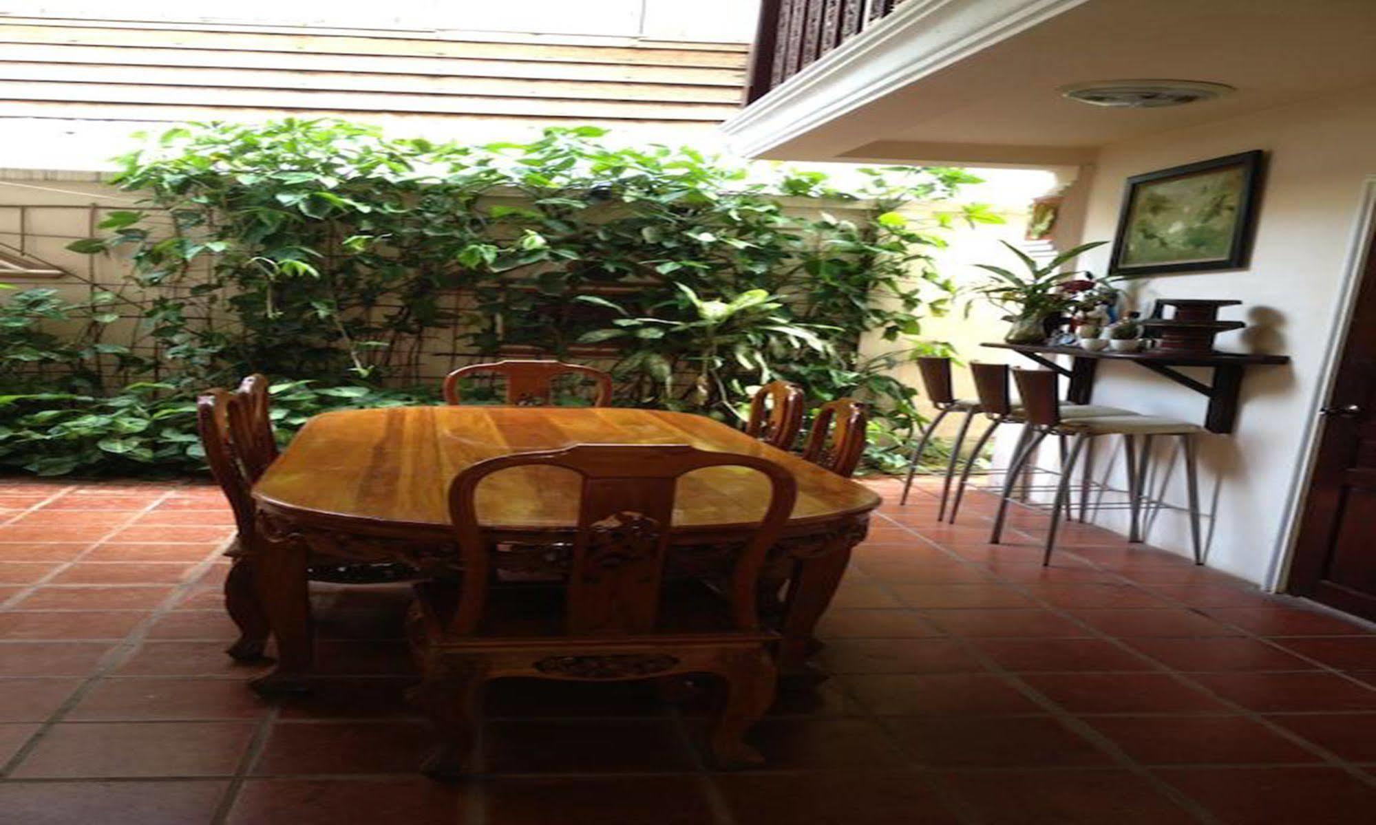 Vanvisa Guesthouse Луанг Прабанг Екстериор снимка